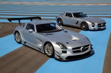   Mercedes-Benz SLS